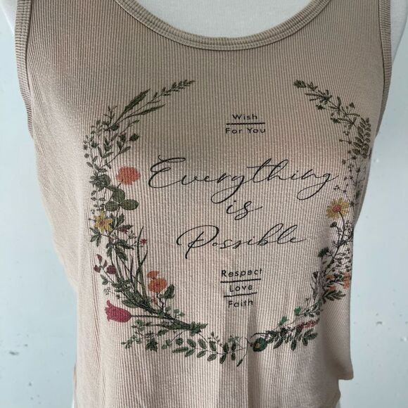 French pastry beige everything is possible cropped tank top large/XL - Picture 8 of 9